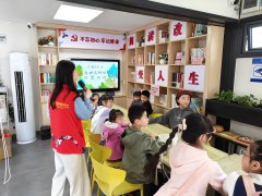 坪地社区|巧手绘自然，团扇寄清风：坪地社区开展植物手工团扇活动